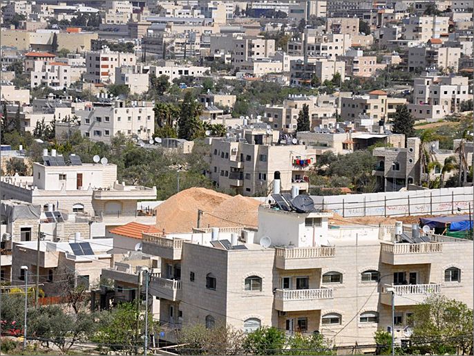 منظر عام لقرية بيت صفافا التي صودرت أراضيها للاستيطان