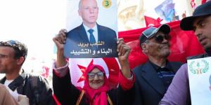 عيد العمّال يُشعل السجال على منصّات التواصل في تونس - الكويت الاخباري