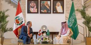 وزير الخارجية يناقش المستجدات الدولية مع نظيره البيروفي - الكويت الاخباري