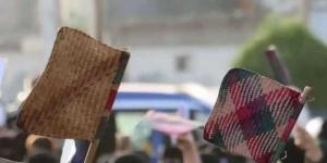 مصادرة جوال صانع محتوى شهير في عدن أثناء تغطية تظاهرة نسائية بعفوية - الكويت الاخباري