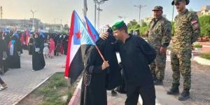 ناشطة يمنية تشيد بموقف رجال الأمن في التعامل مع مظاهرة النساء بعدن - الكويت الاخباري