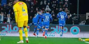 القنوات الناقلة لـ مباراة الهلال والعروبة في دوري روشن السعودي - الكويت الاخباري