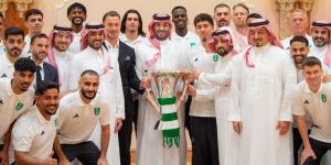 شاهد ولي العهد السعودى يستقبل الأهلي بعد الإنجاز الآسيوي - الكويت الاخباري