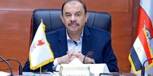 محافظ سوهاج يُوجه بسرعة تشغيل المركز الطبي بحي الكوثر ودعم مستشفيات التكامل - الكويت الاخباري