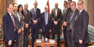 وزير العمل يوقع بروتوكول تعاون مع "المحكمة العربية للتحكيم" - الكويت الاخباري