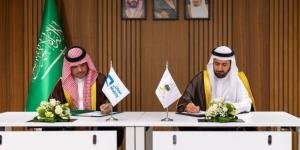 موبايلي توقع اتفاقية تعاون مشترك مع وزارة الحج والعمرة لتعزيز التجربة الرقمية للحجاج والمعتمرين - الكويت الاخباري