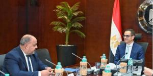 وزير الاستثمار يبحث مع ممثلي قطاع القطن سبل دعم الزراعة والتصدير - الكويت الاخباري