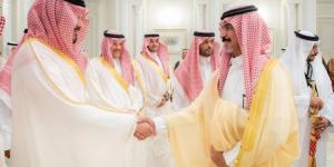 أمير منطقة المدينة المنورة يستقبل المهنئين بعيد الأضحى - الكويت الاخباري