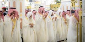 أمراء المناطق يؤدون صلاة عيد الأضحى   - الكويت الاخباري