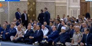 الرئيس السيسي يستمع لخطبة عيد الأضحى من مسجد عاصمة مصر بالعاصمة الإدارية - الكويت الاخباري