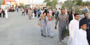 أجواء بهجة العيد تملأ ساحة حديقة 30 يونيو بالوادي الجديد - الكويت الاخباري