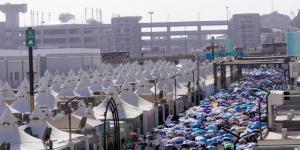 تفويج الحجاج المتعجلين من مشعر منى ووزارة السياحة تتابع ميدانيًا - الكويت الاخباري