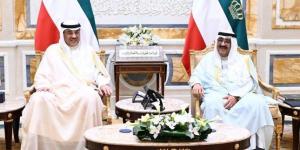 أمير الكويت يستقبل سمو ولي العهد وسمو رئيس مجلس الوزراء - الكويت الاخباري