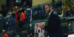 رحيل أوجستى بوش المدرب التاريخى لسلة الأهلى عن تدريب الفريق - الكويت الاخباري