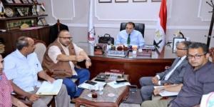 محافظ سوهاج يقرر وقف صرف خط السيب النهائي للمصرف الزراعي بالدناقلة - الكويت الاخباري