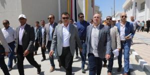 وزير الإسكان ومحافظ بني سويف يتفقدان مشروعات المياه والصرف الصحي بمركزي ناصر وببا - الكويت الاخباري