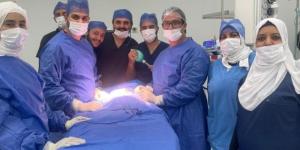 جراحة دقيقة تنقذ مريضًا من الشلل وتعيد له الحركة بمستشفيات المنوفية - الكويت الاخباري