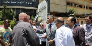 محافظ الجيزة يتفقد المركز التكنولوجي بحي جنوب الجيزة - الكويت الاخباري