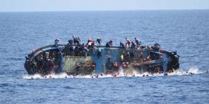 ليبيا تعلن اعتراض قارب على متنه 113 مهاجرا وانتشال 3 جثث - الكويت الاخباري