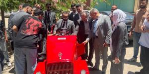 شاهد.. عميد كلية الهندسة يتفقد مشروعات تخرج طلاب برنامج هندسة الميكاترونكس.. صور - الكويت الاخباري