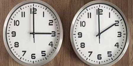 التوقيت الصيفي 2025.. مواعيد العمل الرسمية الجديدة (موعد التطبيق) - الكويت الاخباري