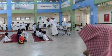 طلاب التعليم العام وأولياء أمورهم يدافعون عن التزامهم وحضورهم للمدارس بالأرقام - الكويت الاخباري