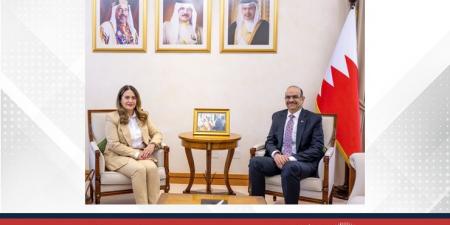 وزير الشؤون القانونية يستقبل سفيرة جمهورية صربيا لدى مملكة البحرين - الكويت الاخباري