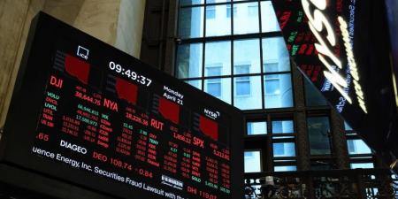 فايننشال تايمز: قرارات ترامب المالية تهدد بانهيار النظام الاقتصادي العالمي - الكويت الاخباري