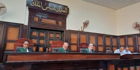 اخفوها بالرمان.. جنايات أسيوط تؤجل محاكمة 6 متهمين بتهريب أقراص مخدرة للسعودية - الكويت الاخباري