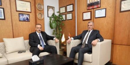 محافظ أسيوط يبحث إنشاء معهد بالمحافظة لتدريب شباب الصعيد على علوم الفضاء - الكويت الاخباري