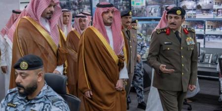 وزير الداخلية يتفقَّد مركز عمليات أمن المسجد النبويِّ الشريف - الكويت الاخباري
