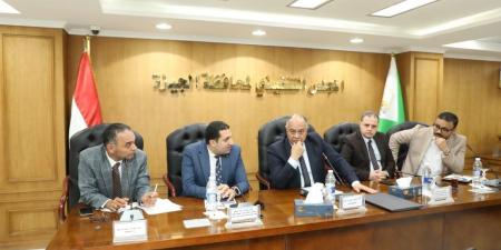 زيارة ميدانية للأمانة الفنية للجنة العليا لتراخيص المحال العامة لمتابعة سير المنظومة بالجيزة - الكويت الاخباري