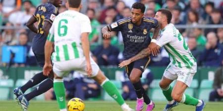 شاهد .. فيورنتينا يدرك التعادل سريع أمام ريال بيتيس #دوري_المؤتمر_الأوروبي - الكويت الاخباري