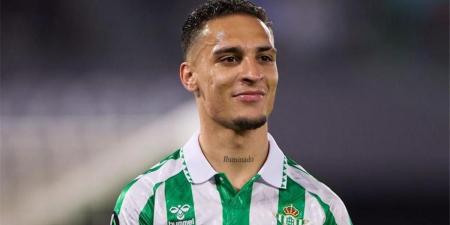 شاهد .. هدف رائع لريال بيتيس فى شباك فيورنتينا - الكويت الاخباري