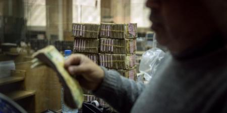 تراجع طفيف في سعر صرف الليرة السورية مقابل الدولار اليوم الخميس - الكويت الاخباري