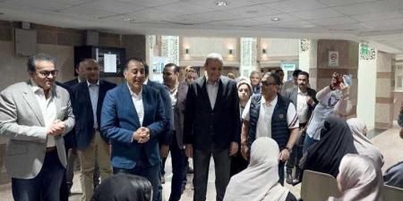 رئيس الوزراء يتفقد مُستشفى محلة مرحوم التخصصي ومشروع تغطية المصرف المواجه لها - الكويت الاخباري