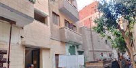 إخلاء منزل آيل للسقوط بمدينة طوخ حفاظًا على سلامة المواطنين - الكويت الاخباري