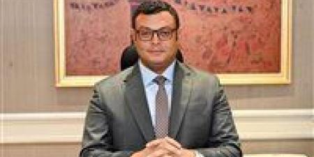 وزير الإسكان يتفقد سير العمل بمشروعات التطوير بمارينا وكومبوند مزارين بالعلمين الجديدة - الكويت الاخباري