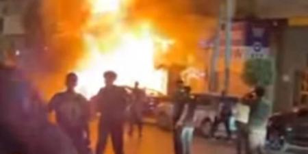 ليلة حزينة في مصر الجديدة.. حريق يلتهم مطعمًا شهيرًا.. والمحافظة توجّه بسرعة إزالة آثاره |شاهد - الكويت الاخباري