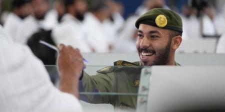 جوازات مطار جدة تواصل استقبال رحلات ضيوف الرحمن - الكويت الاخباري