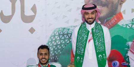 ولي العهد يستقبل اللاعب عبدالرحمن القرشي بمناسبة تحقيقه الذهبية - الكويت الاخباري