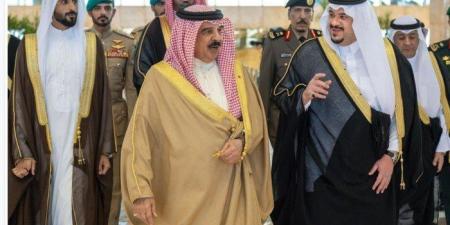ملك البحرين يصل إلى الرياض للمشاركة في القمة الخليجية الأمريكية - الكويت الاخباري