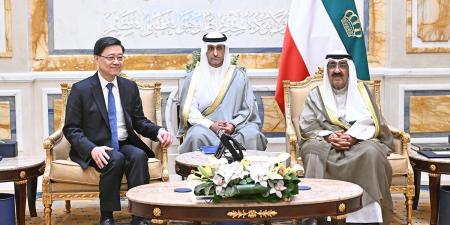 سمو الأمير يستقبل رئيس منطقة هونغ كونغ الإدارية بمناسبة زيارته للبلاد - الكويت الاخباري