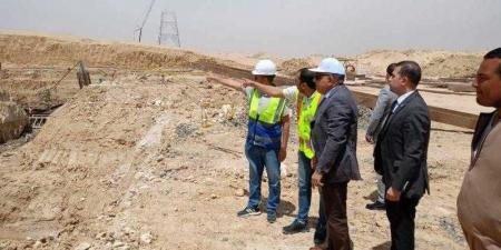 وزير الكهرباء يتفقد مستجدات تنفيذ أعمال برجى عبور قناة السويس ومسار خط الربط المصرى السعودي - الكويت الاخباري