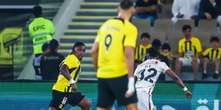 إقبال جماهيري كبير على تذاكر مباراة الاتحاد والرائد - الكويت الاخباري