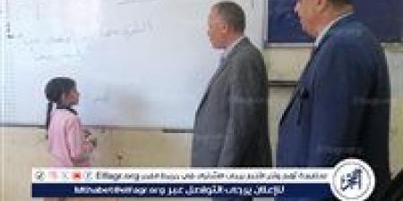 وكيل وزارة التعليم بأسيوط يتفقد مدارس ديروط لمتابعة التعليم - الكويت الاخباري