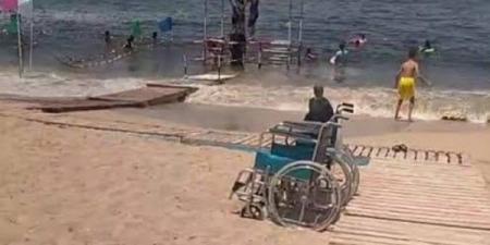 أبطال التحدي.. شاطئ مجاني يستقبل ذوي الهمم بالإسكندرية | فيديو - الكويت الاخباري