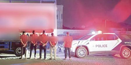 ضبط مصري نقل 4 مقيمين لا يحملون تصريح حج ومحاولة إيصالهم إلى مكة - الكويت الاخباري