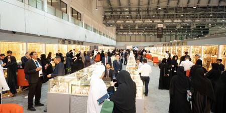 الشارقة تحتضن عارضي «الساعات والمجوهرات» 28 الجاري - الكويت الاخباري