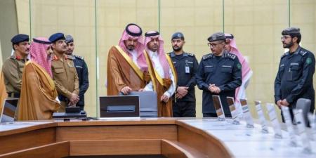 أمير المدينة يتفقد مركز العمليات الأمنية الموحدة (911) - الكويت الاخباري